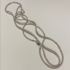 Handmade rice pearl bead necklace